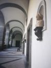 Loggiato con busto