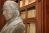 salone con busto