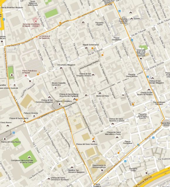 Le fontane dei Decumani